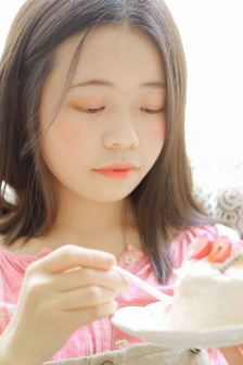 年轻的小峓子4中字BD